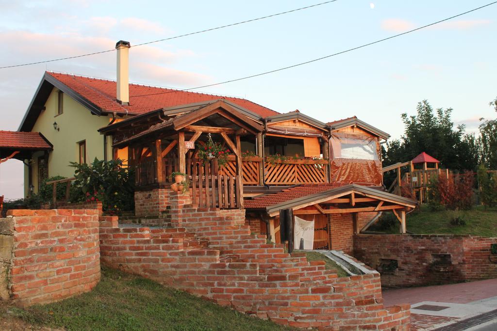 Rooms & Apartment Vinia Б'єловар Екстер'єр фото